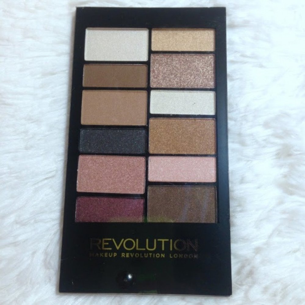 REVOLUTION Netural Tone Eyeshadow/Eyebrow Palette